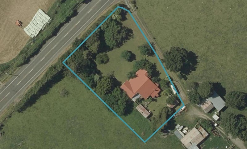 687 Tennent Drive, Linton, Palmerston North - Carousel 1