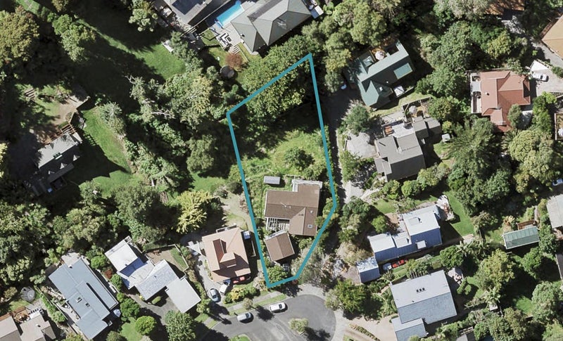 34 Lastel Place, Shelly Park, Auckland - Carousel 1