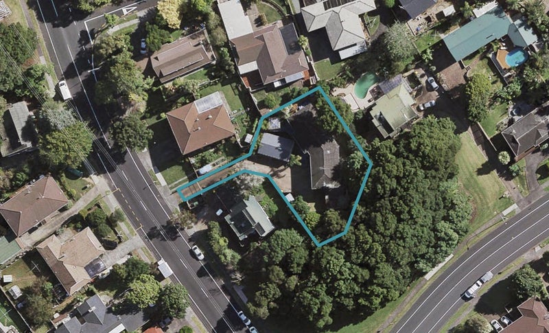 160 Everglade Drive, Totara Heights, Auckland - Carousel 1