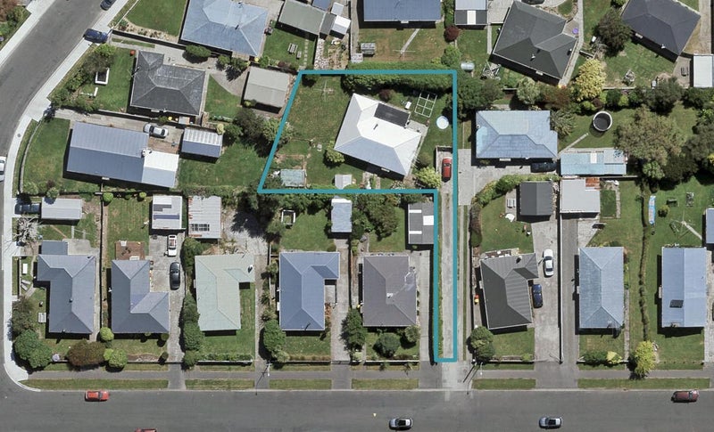 208 Lamond Street East, Hargest, Invercargill - Carousel 1