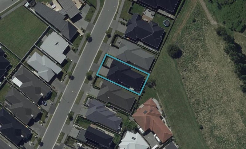 28 Bronco Drive, Aidanfield, Christchurch - Carousel 1