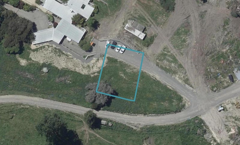 8 Round Hill Rise, Cracroft, Christchurch - Carousel 1