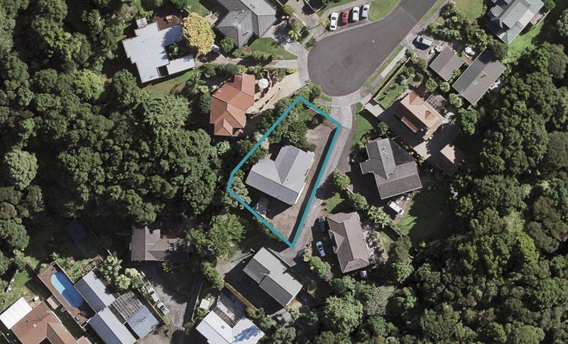 34 Hakea Place, Totara Heights, Auckland - Carousel 1