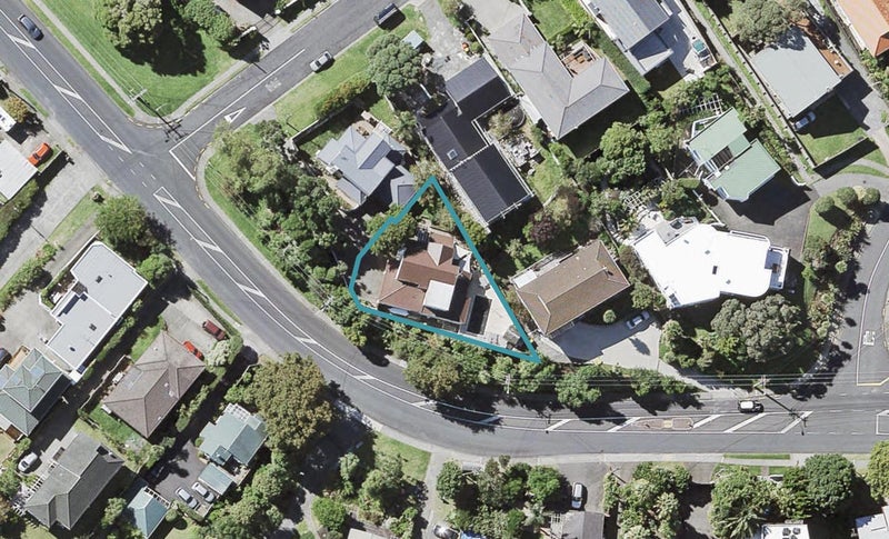 1B View Road, Campbells Bay, Auckland - Carousel 1