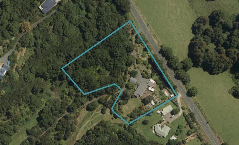 1292 Whangarei Heads Road, Whangarei - Carousel 1