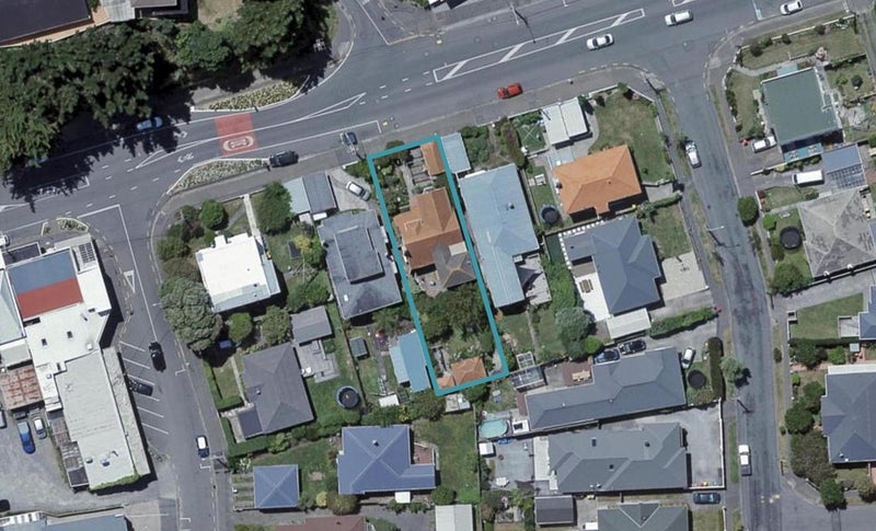 518 Broadway, Strathmore Park, Wellington - Carousel 1