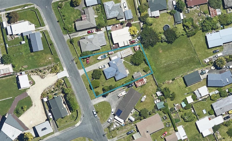 11 Tapsell Road, Fairy Springs, Rotorua - Carousel 1