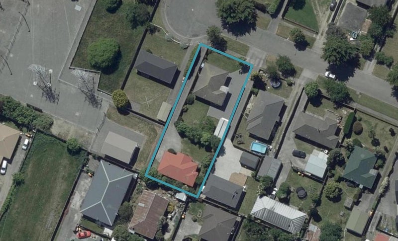 17 Gregory Avenue, Islington, Christchurch - Carousel 1