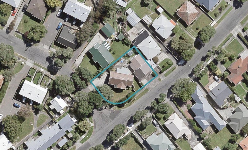 25 Russell Street, Waterloo, Lower Hutt - Carousel 1