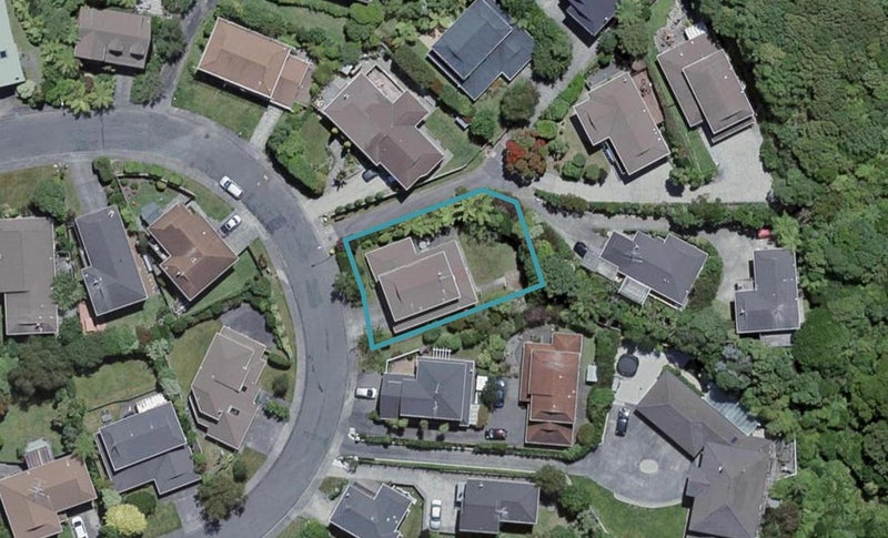 45 Thatcher Crescent, Crofton Downs, Wellington - Carousel 1