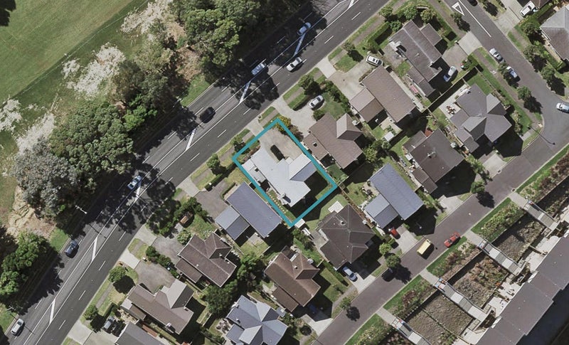 54 Ngahue Drive, Stonefields, Auckland - Carousel 1