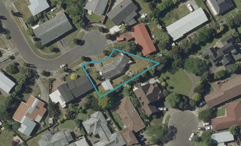 8 Kapiti Place, Awapuni, Palmerston North - Carousel 1