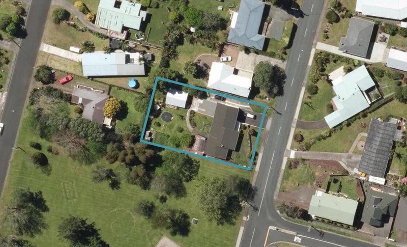 21 Te Paka Crescent, Kamo, Whangarei - Carousel 1