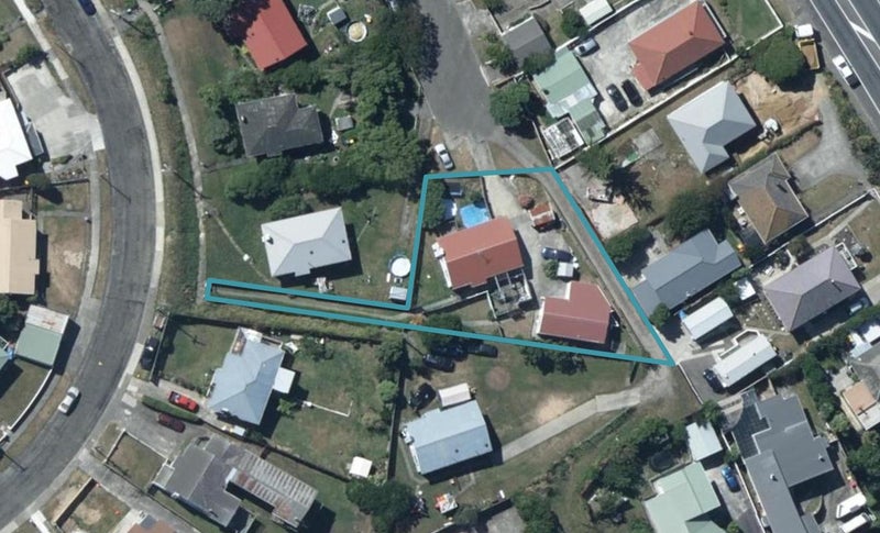 29 Waiuta Street, Titahi Bay, Porirua - Carousel 1