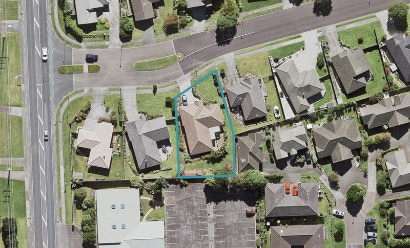 5 Rush Creek Drive, Westgate, Auckland - Carousel 1