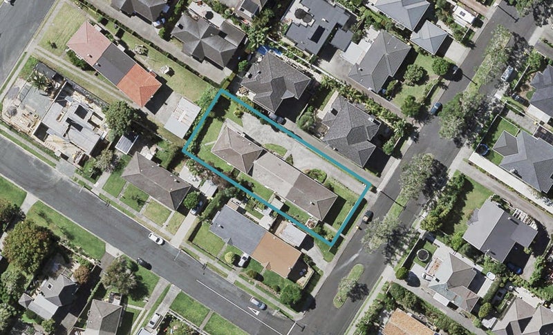 2/11 Northumberland Avenue, Hauraki, Auckland - Carousel 1