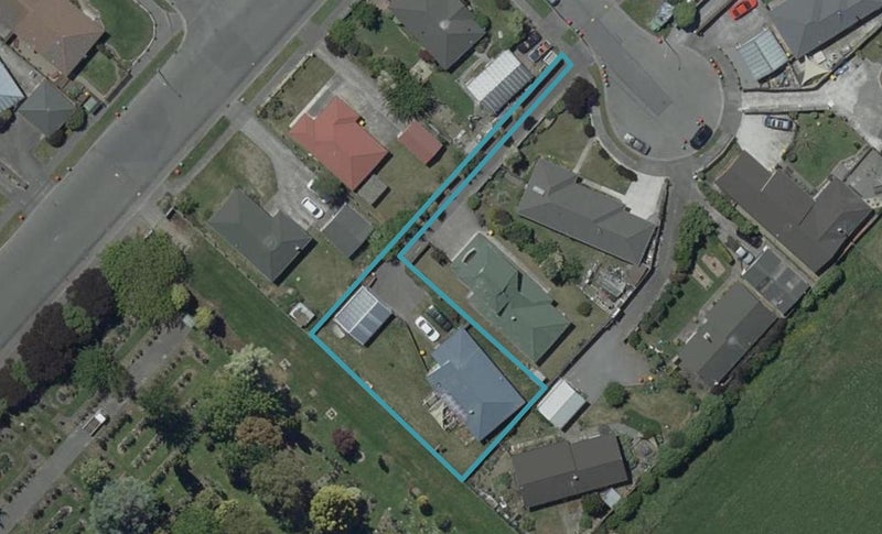 8 Barcelona Place, Bromley, Christchurch - Carousel 1
