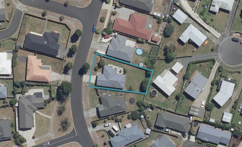 56 Catalina Drive, Melville, Hamilton - Carousel 1