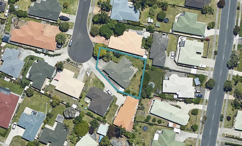 33 Beachlands Place, Papamoa Beach, Papamoa - Carousel 1
