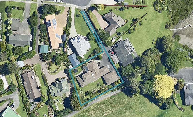 20 Lindoch Avenue, Te Puna, Tauranga - Carousel 1