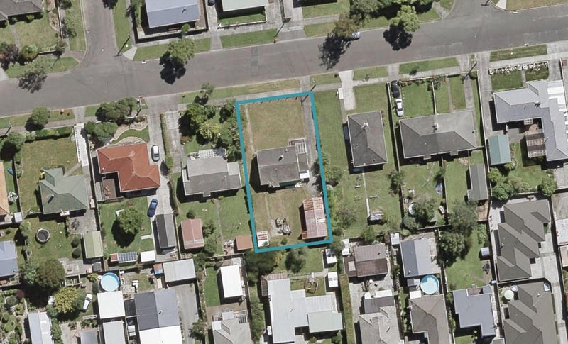 12 Hazel Street, Ebdentown, Upper Hutt - Carousel 1