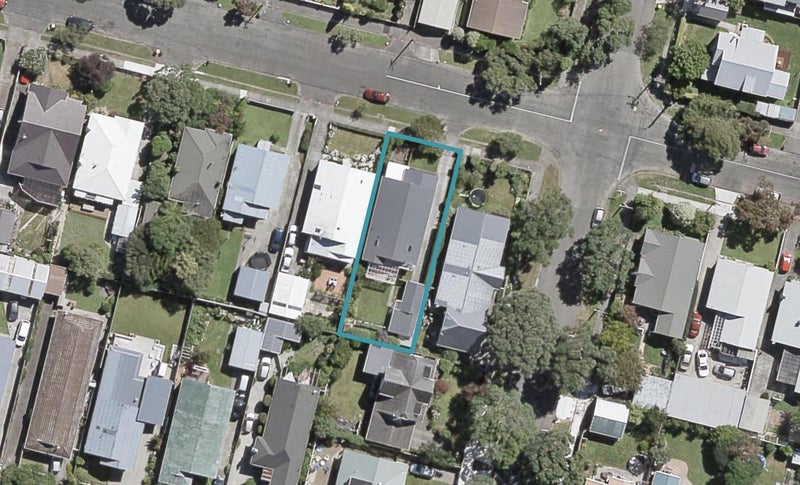22 Cudby Street, Woburn, Lower Hutt - Carousel 1
