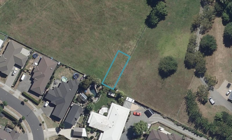 1/21 Maanihi Drive, Rototuna North, Hamilton - Carousel 1