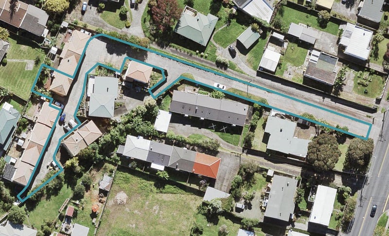 59D Astley Avenue, New Lynn, Auckland - Carousel 1