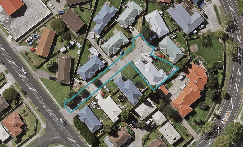 60C Dawson Road, Otara, Auckland - Carousel 1