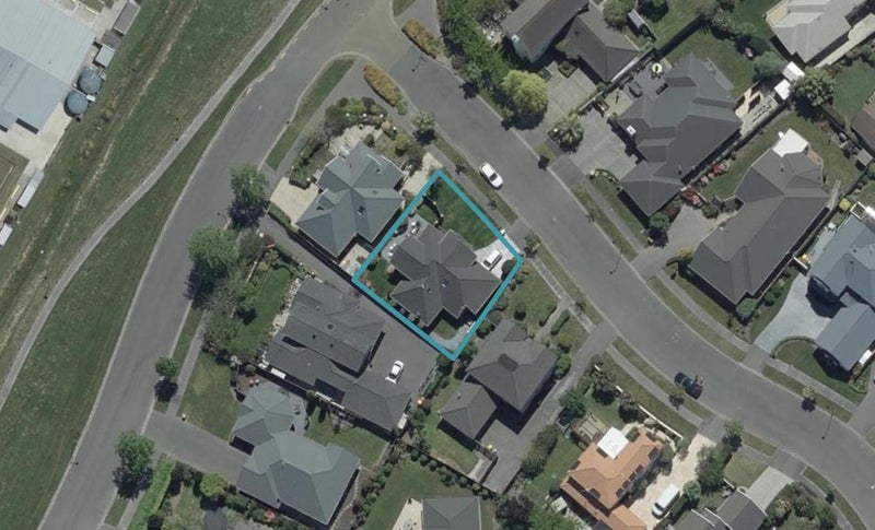 29 Glencullen Drive, Casebrook, Christchurch - Carousel 1