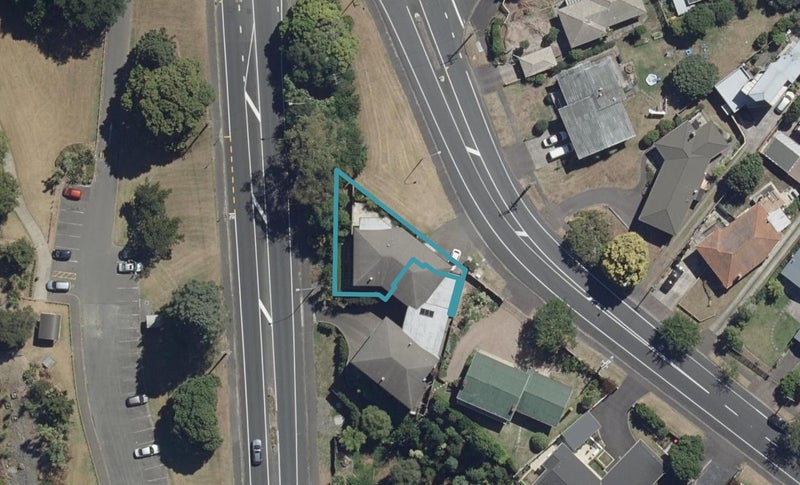2 Comries Road, Chartwell, Hamilton - Carousel 1