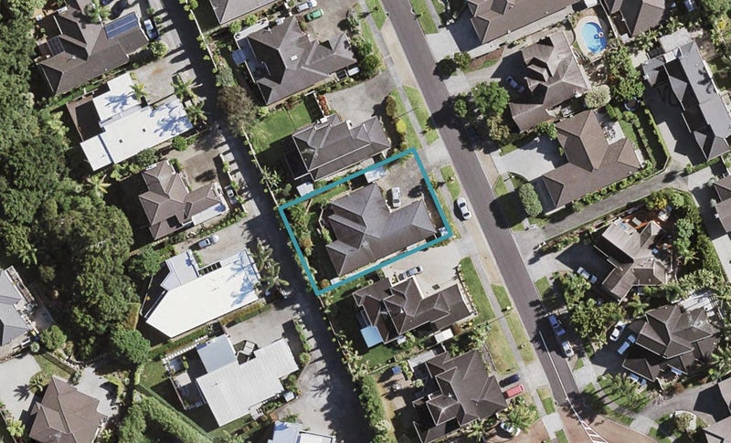 25 Byblos Place, The Gardens, Auckland - Carousel 1