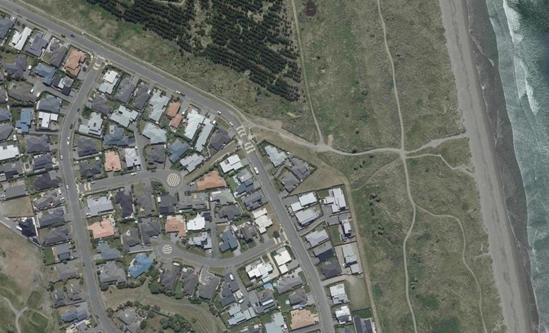 100 Aston Drive, Waimairi Beach, Christchurch - Carousel 1