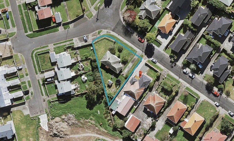 16 Triton Avenue, Mount Albert, Auckland - Carousel 1