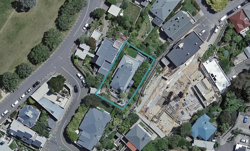 1 Clermont Terrace, Kelburn, Wellington - Carousel 1
