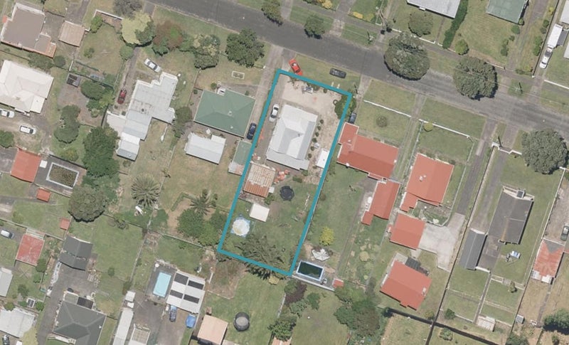 6 Ruapehu Street, Castlecliff, Whanganui - Carousel 1