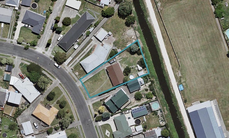 16 James Foley Avenue, Pirimai, Napier - Carousel 1
