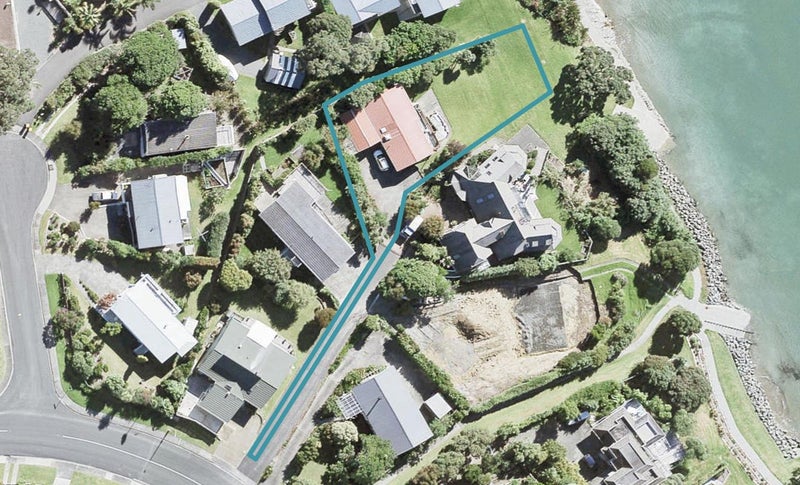 31 Mariners Grove, Algies Bay, Warkworth - Carousel 1