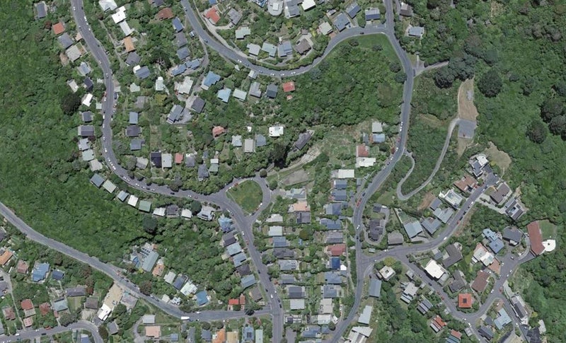 32 Pembroke Road, Northland, Wellington - Carousel 1