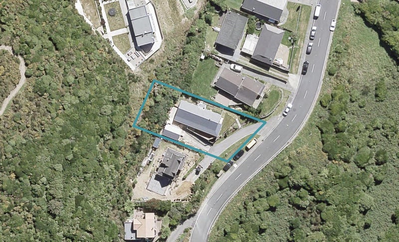 127 Maungaraki Road, Korokoro, Lower Hutt - Carousel 1