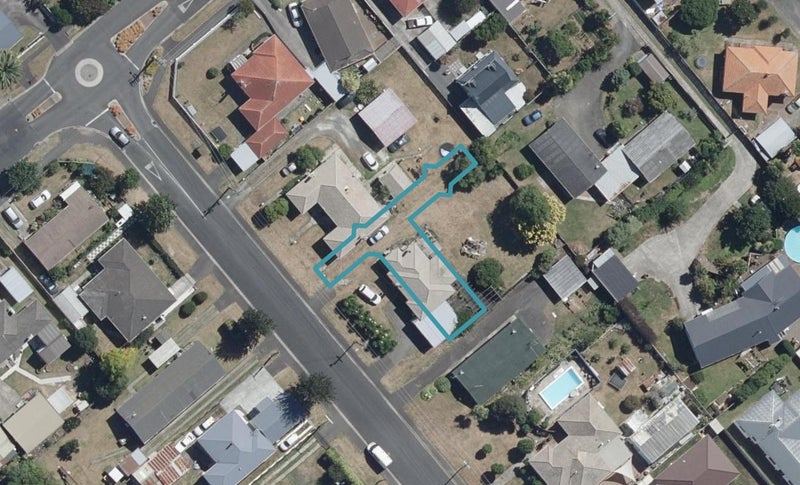 2/12 Steele Road, Forest Lake, Hamilton - Carousel 1