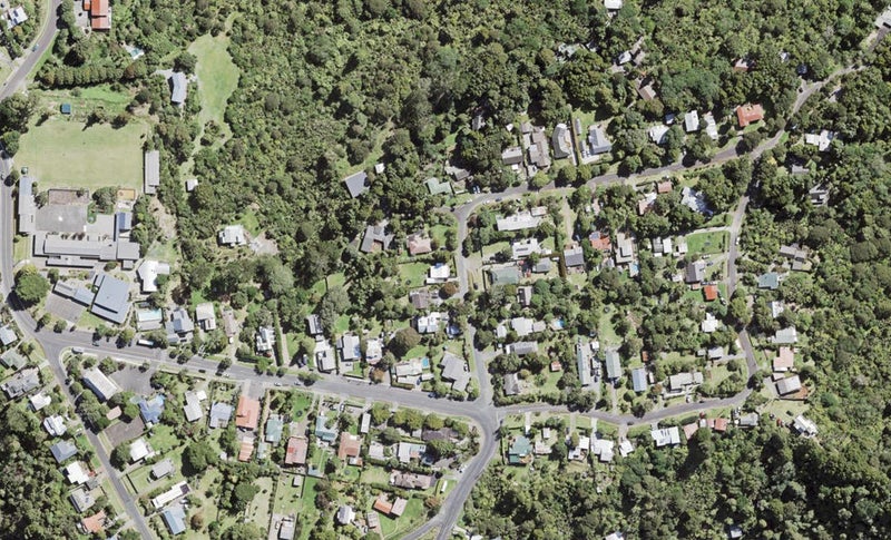 9 Tane Road, Laingholm, Auckland - Carousel 1
