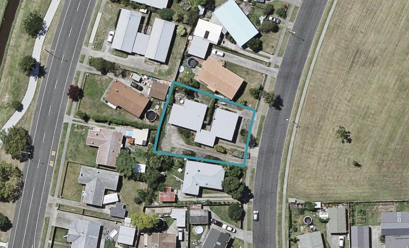 1/28 Essex Street, Tamatea, Napier - Carousel 1