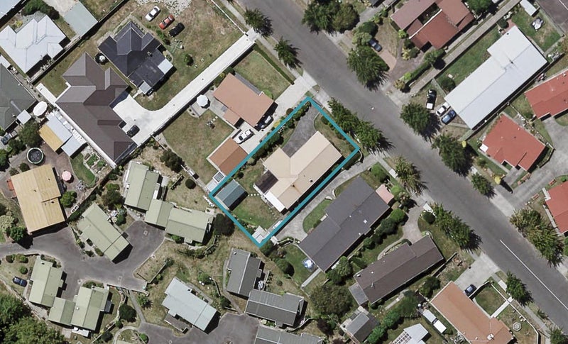 1215 Louie Street, Parkvale, Hastings - Carousel 1