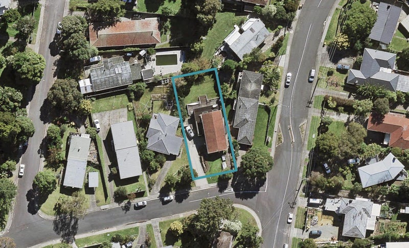 5 Ayton Drive, Totara Vale, Auckland - Carousel 1