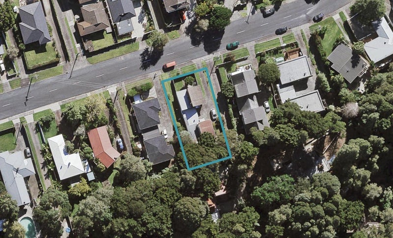 2/29 Moore Street, Hillcrest, Auckland - Carousel 1