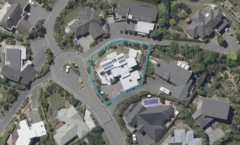 8 The Rocks, Kennedys Bush, Christchurch - Carousel 1