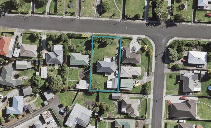 9 McDougall Street, Manurewa East, Auckland - Carousel 1