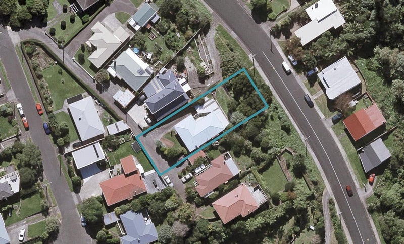 11E Havelock Place, Blagdon, New Plymouth - Carousel 1