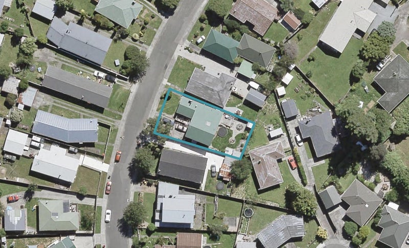54 Oregon Drive, Maoribank, Upper Hutt - Carousel 1